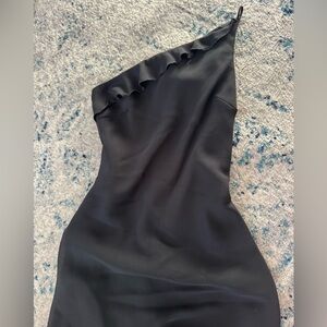 One-Shoulder Black Ruffle Formal Dress